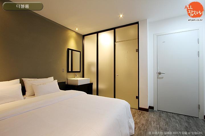 The Hotel Bon Suwon Oda fotoğraf
