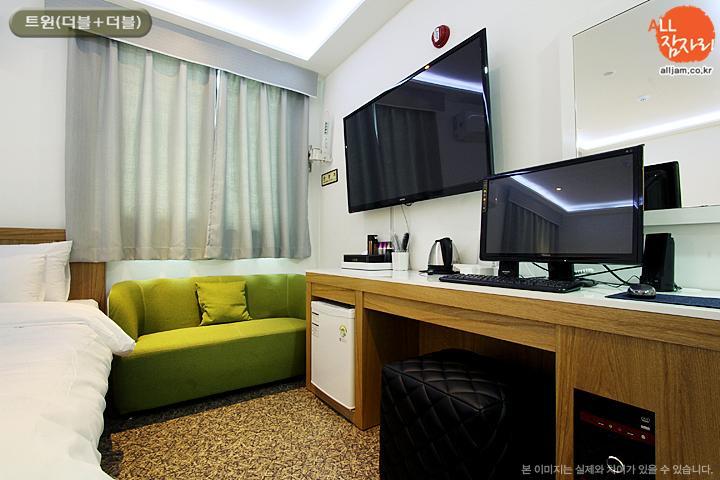 The Hotel Bon Suwon Oda fotoğraf