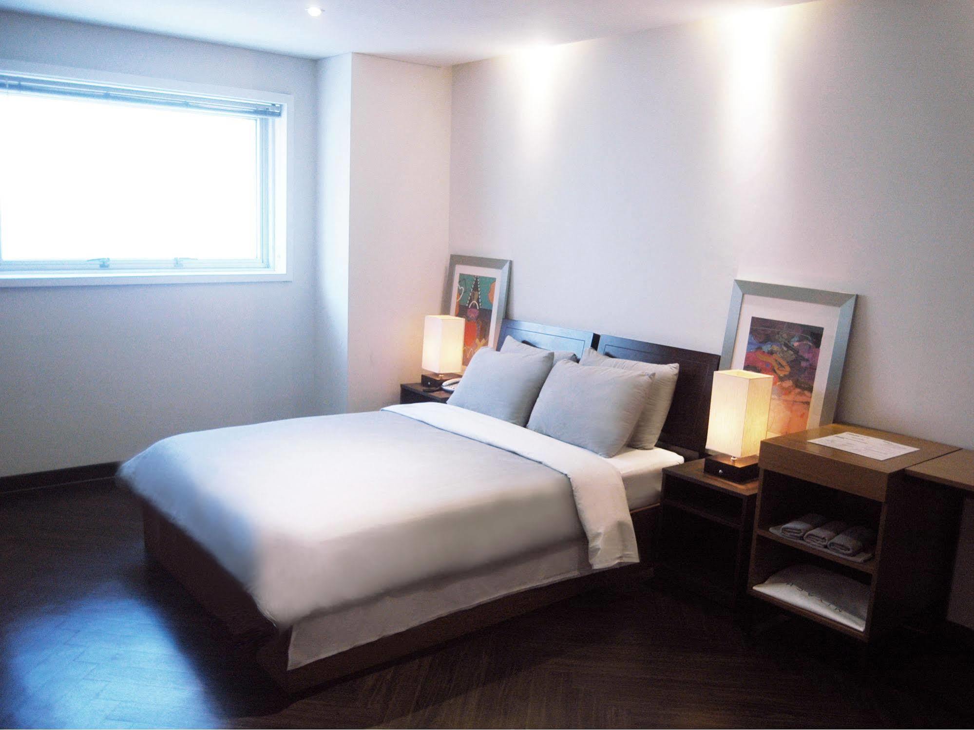 The Hotel Bon Suwon Dış mekan fotoğraf