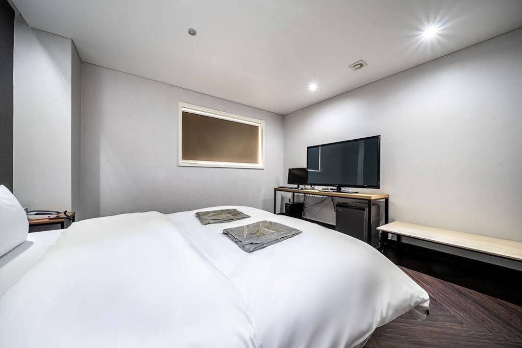 The Hotel Bon Suwon Dış mekan fotoğraf